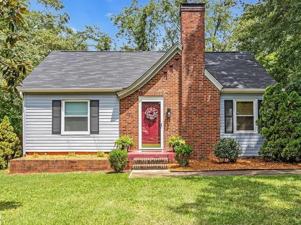 145 Cambridge Cir, Spartanburg, SC 29306