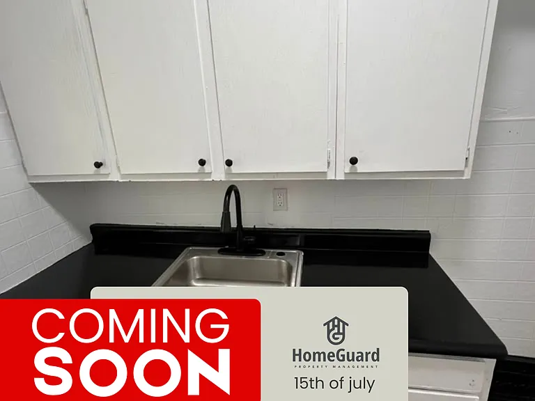12512 Rexford Ave — Photo 8