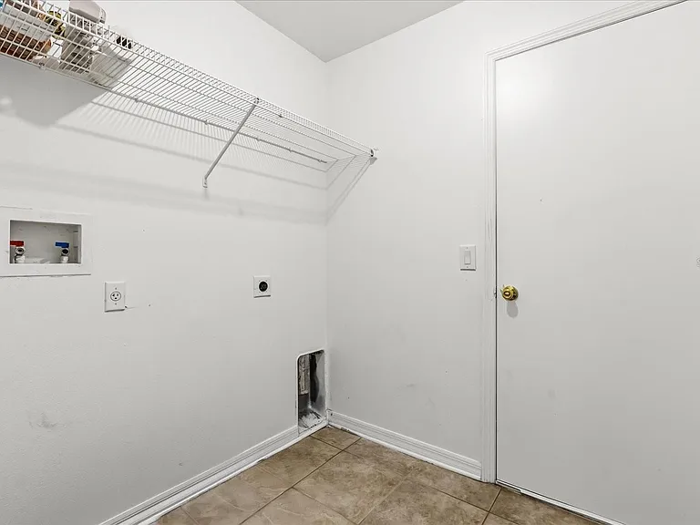 1500 Daybreak Dr — Photo 27