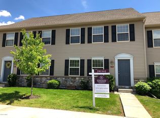 35 N Oakwood Ln, Selinsgrove, PA 17870