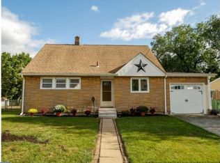 27 Downing Rd, Hamilton, NJ 08628