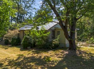 136 Dills Ln, Old Fort, TN 37362