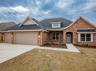 1185 Giulia Ave, Tontitown, AR 72762