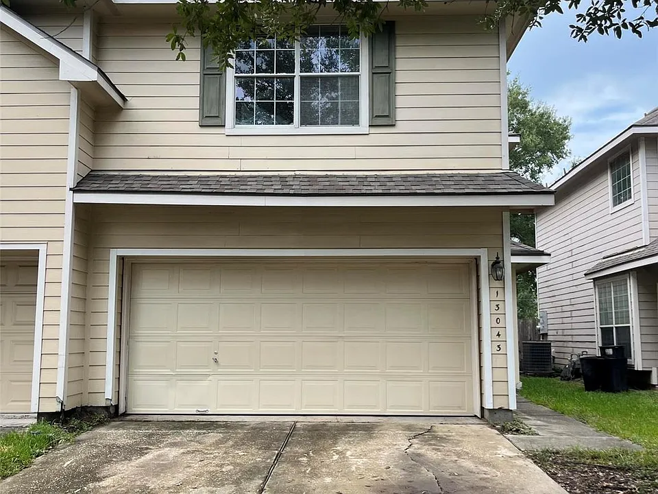 13043 Peppergate Ln