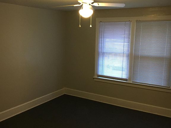 3rd image of 117 S Mount Pleasant Ave