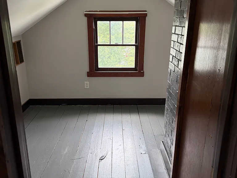 1243 School St — Photo 17