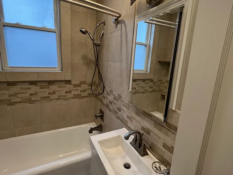 2830 Observatory Ave — Photo 18