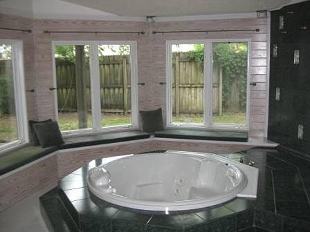 Master Tub