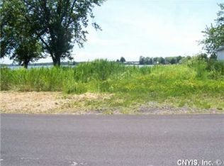 9178 Beach Rd, Brewerton, NY 13029