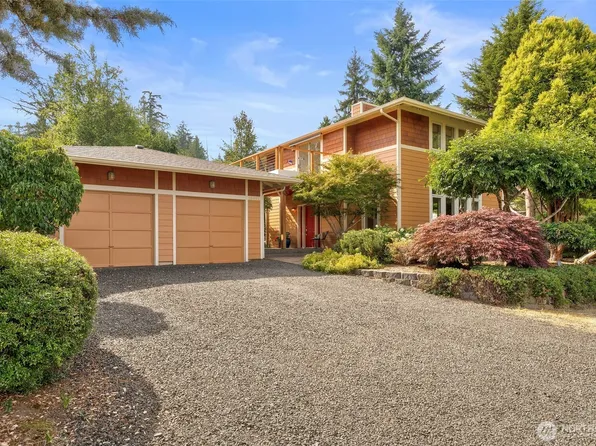 19061 Harris Avenue NE, Suquamish, WA 98392