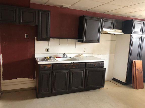 3rd image of 314 Lincoln St #1