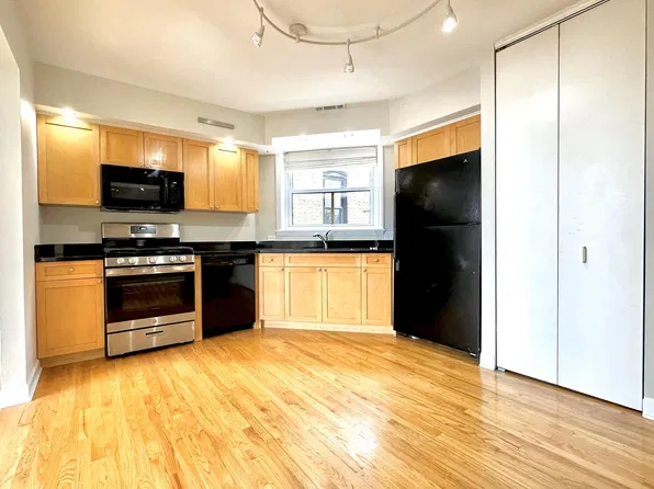 2361 N California Ave, Chicago, IL 60647