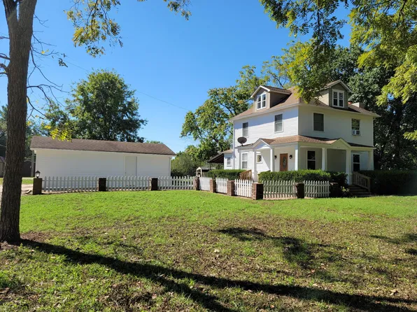 2204 Gleghorn Street, West Plains, MO 65775