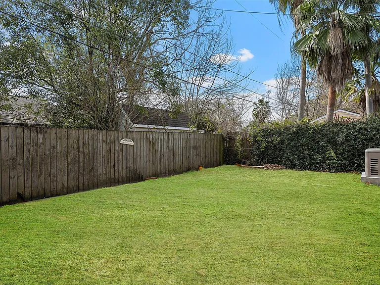 115 Marlin Ave — Photo 12