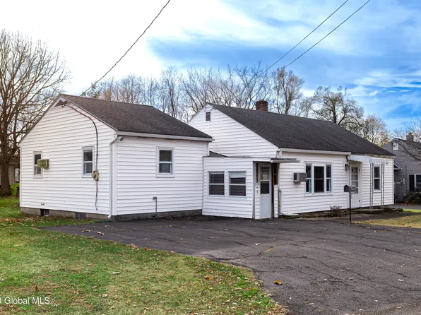 6 Westbrook Drive, Nassau, NY 12123