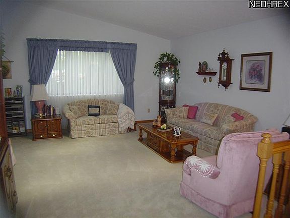 4th image of 9235 Lorrich Dr