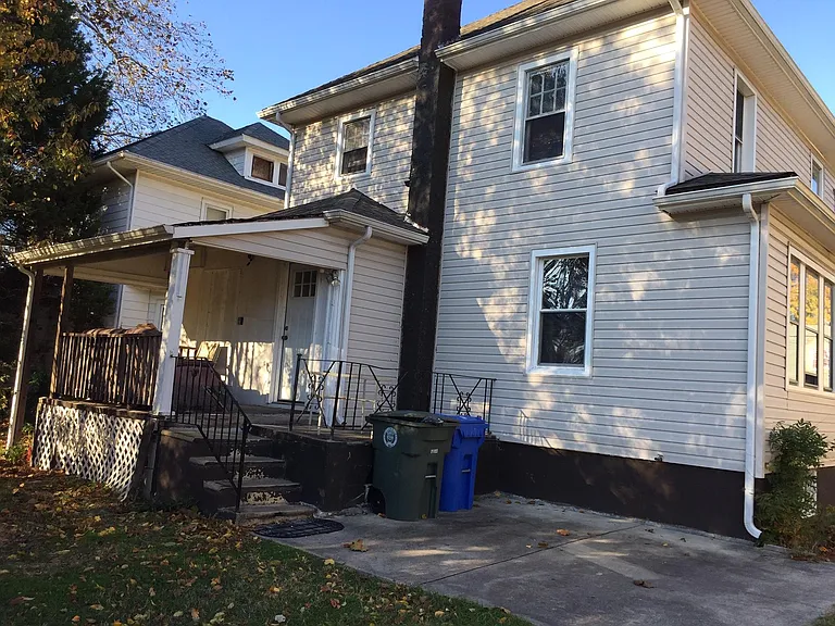 114 Dickinson Rd — Photo 17