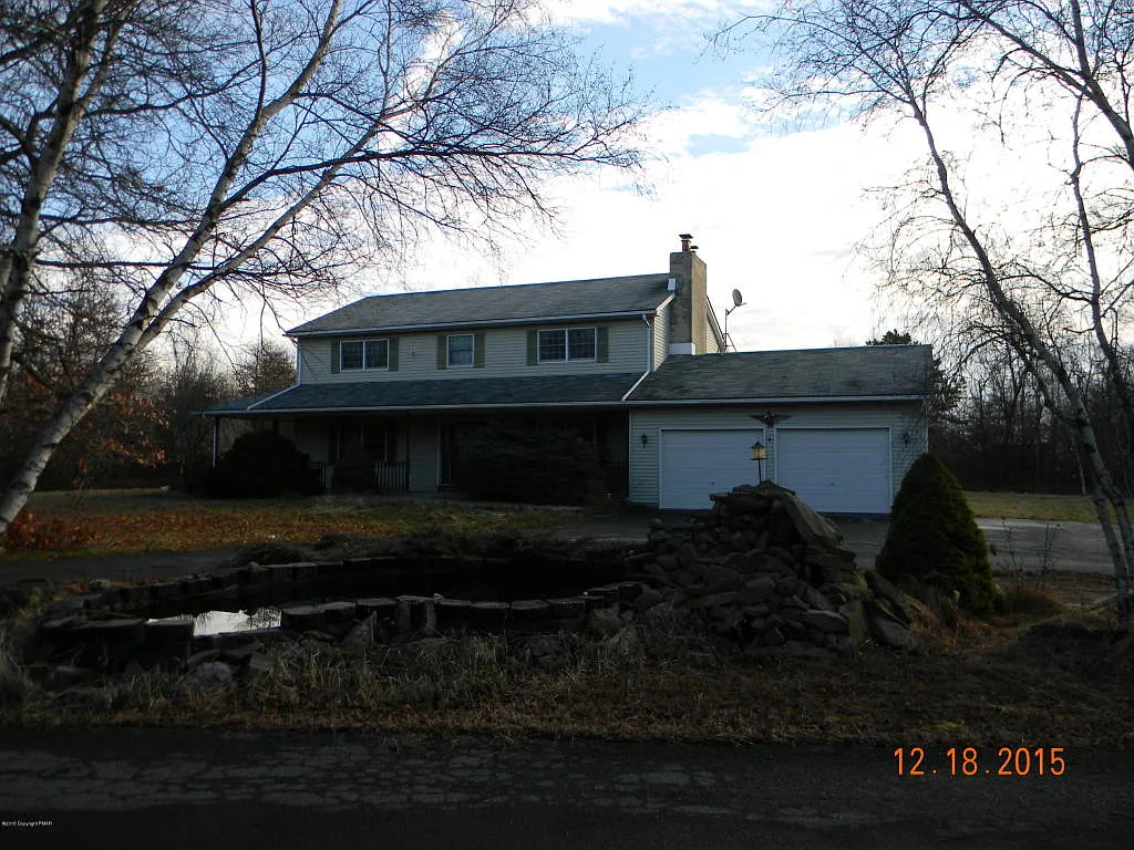 128 McCormick Ln photo 1