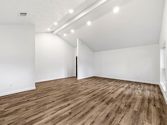 5th image of 5003 Gleneagles Ct