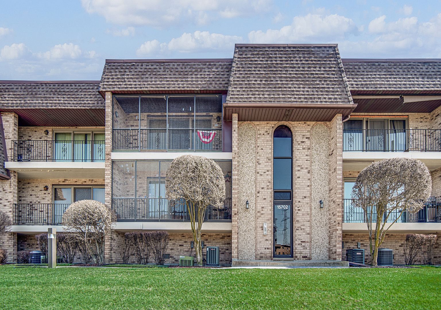 15702 Foxbend Ct APT 1N, Orland Park, IL 60462 | MLS #12587910 15702 Foxbend Ct APT 1N, Orland Park, IL 60462 | MLS #12587910