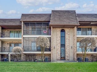 15702 Foxbend Ct APT 1N, Orland Park, IL 60462