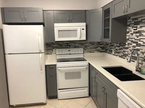 6312 Newtown Cir APT A2, Tampa, FL 33615