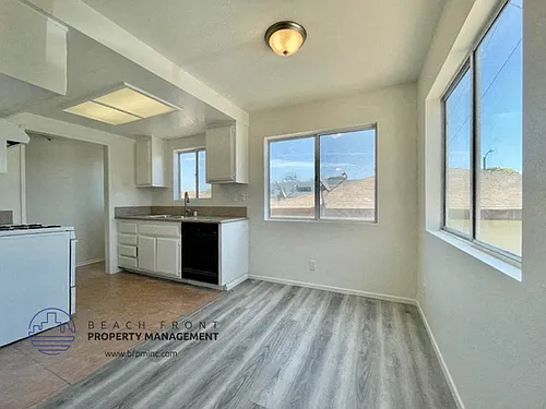 4609 W 159th St Photo 1
