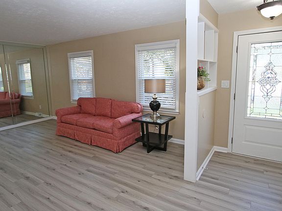 4th image of 3316 Big Bend Ct