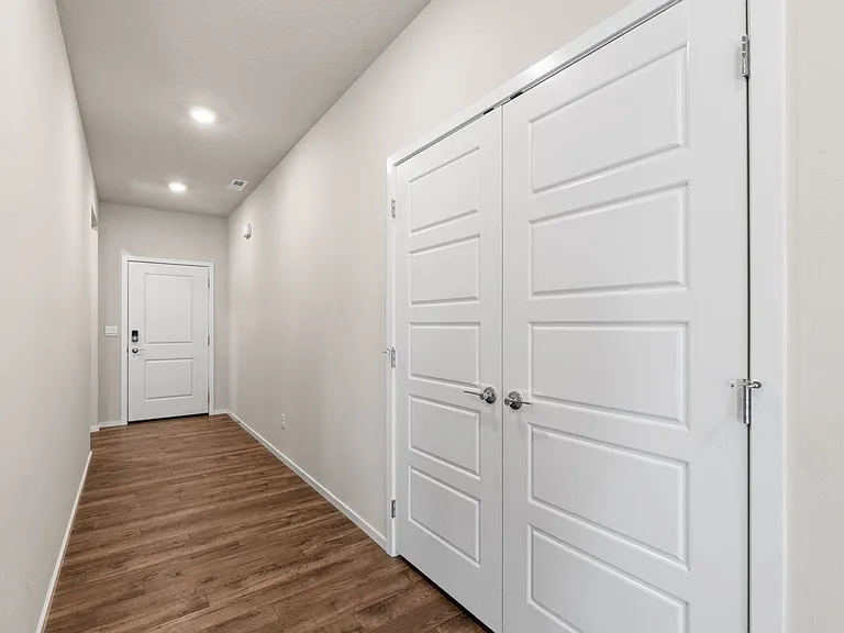 5507 W Georgetown Ln — Photo 25