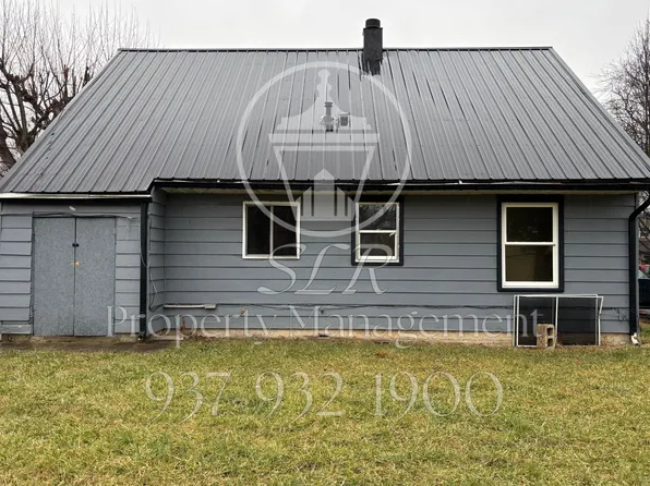 1029 Blakley Dr, Dayton, OH 45403