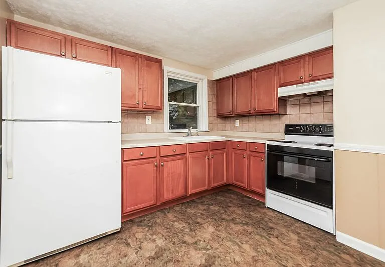 618 1/2 Lucas Dr #618 — Photo 7