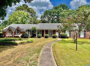 2208 Brookwood Dr SE, Decatur, AL 35601