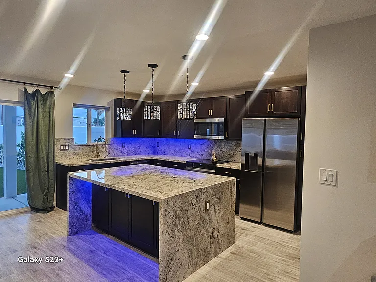 2817 N 71st Pl — Photo 5