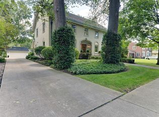 209 Blackstone Ave, La Grange, IL 60525
