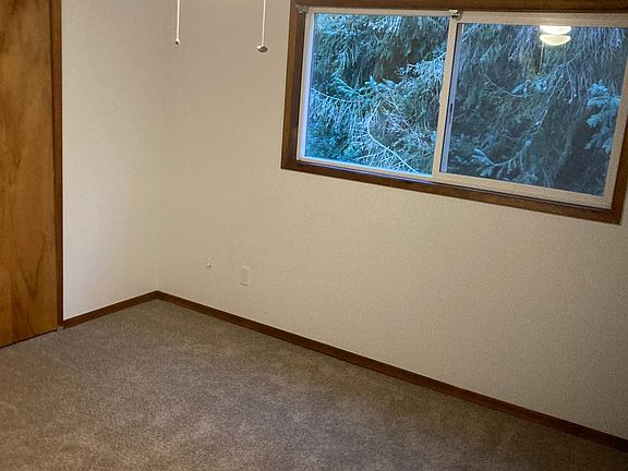 5th image of 6209 NE 11th Ave