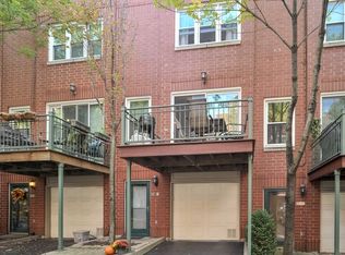 2929 N Honore St APT D, Chicago, IL 60657