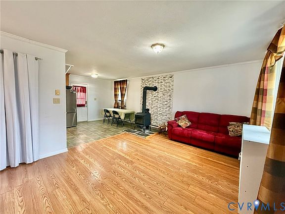 2nd image of 364 Buffalo Rd