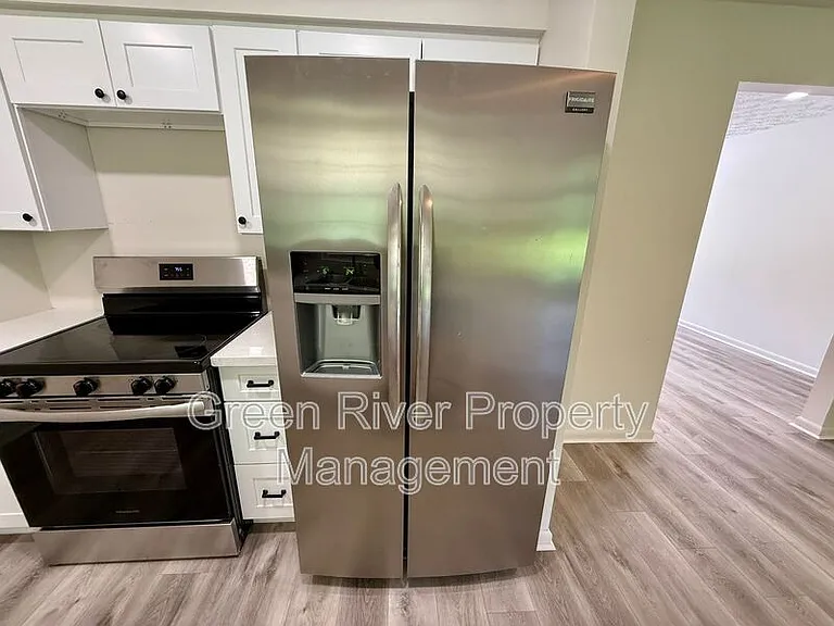 7398 Worthington Rd — Photo 12