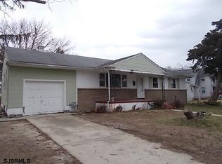 48 W Ridgewood Ave, Pleasantville, NJ 08232