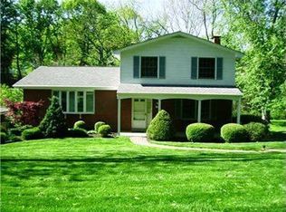 728 Scrubgrass Rd, Pittsburgh, PA 15243