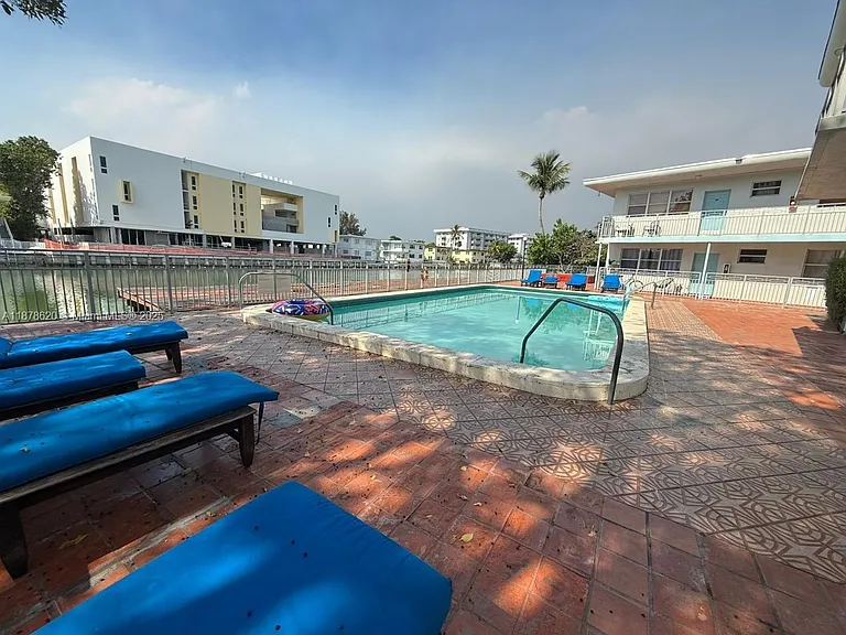 1289 Marseille Dr #46 — Photo 74