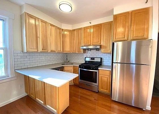 1st image of 194 Beach 109 St #5