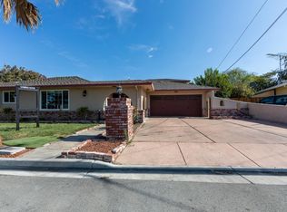 2231 Santa Rosa Dr, Hollister, CA 95023