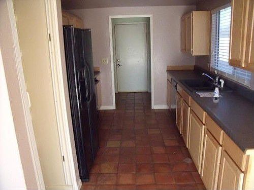 2nd image of 2107 N Longmore St