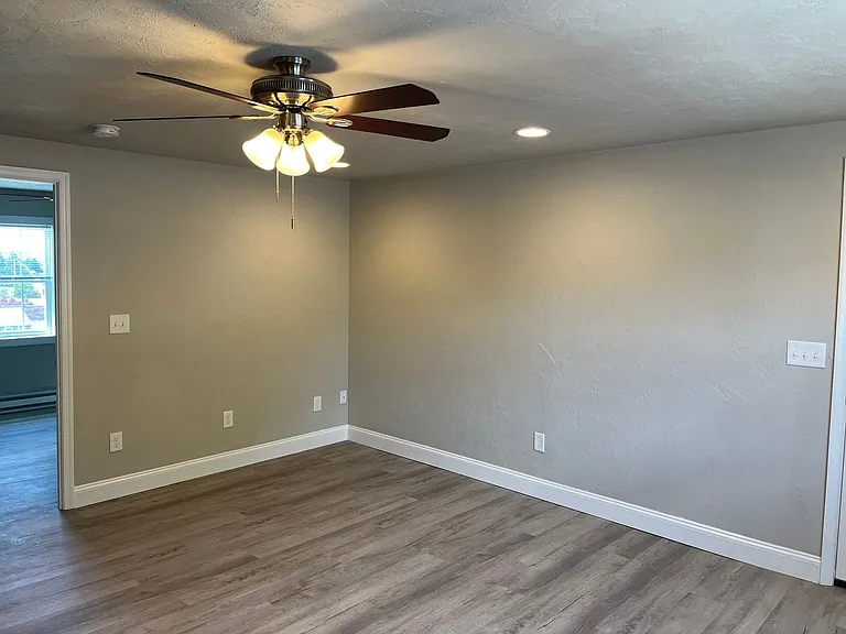 Salem Run Apartments - Phase 1 — Photo 76