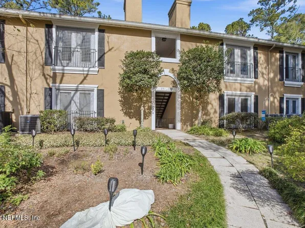13727 RICHMOND PARK Drive N #204, Jacksonville, FL 32224