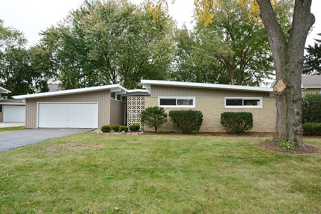 1st image of 2519 S Cedar Glen Dr
