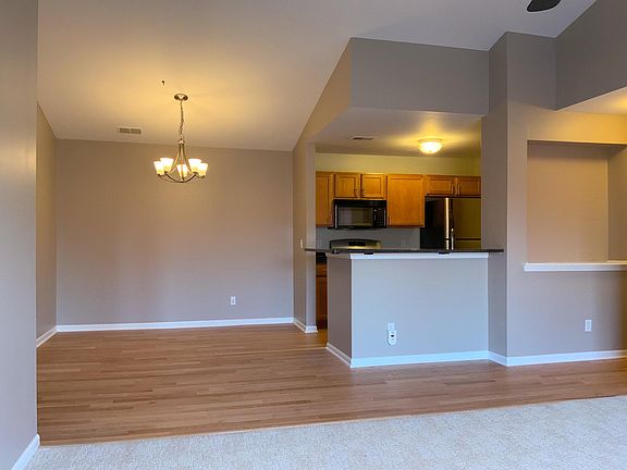 2nd image of 1561 Addington Ln