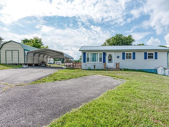 5th image of 219 Highland Cir