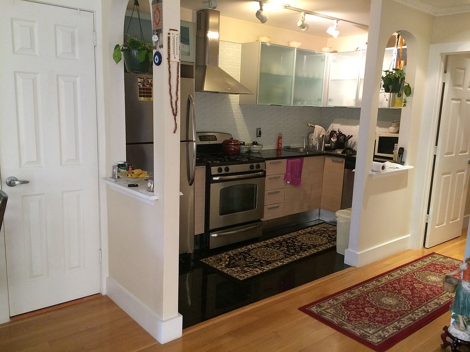 2nd image of 2409 E 12th St #1A